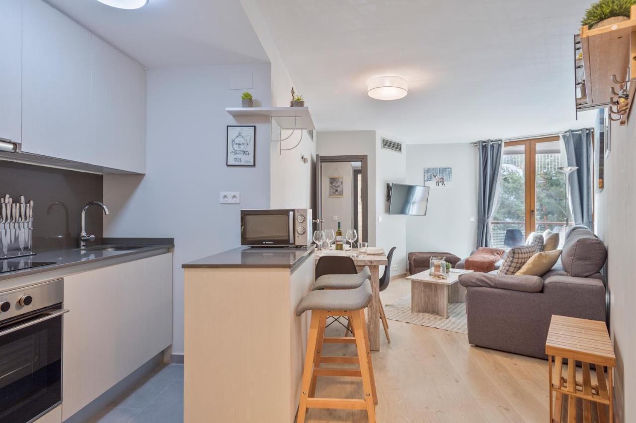 Naut AranApartamento Renovado Baqueira 1500アパートメント エクステリア 写真