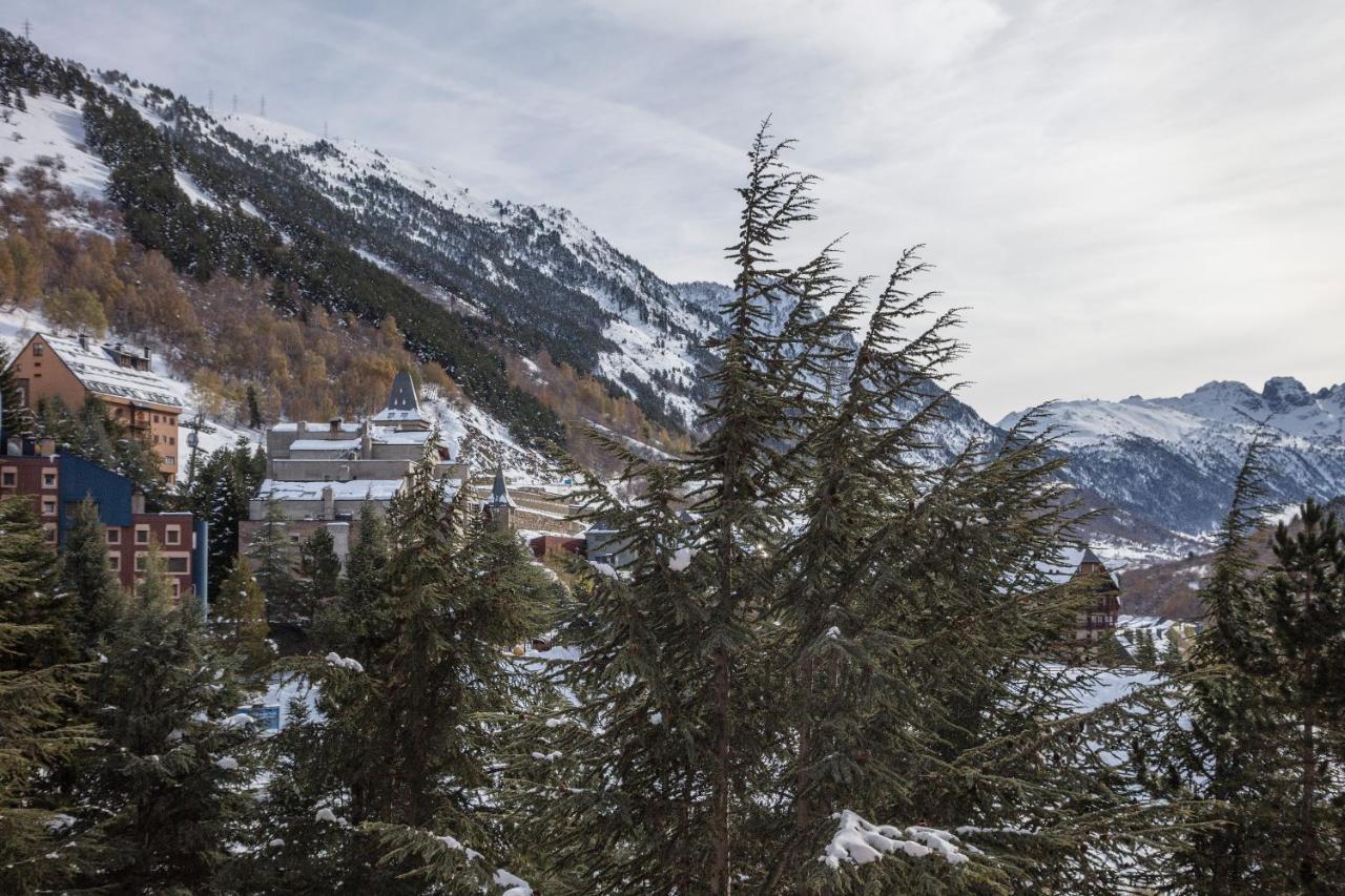 Naut AranApartamento Renovado Baqueira 1500アパートメント エクステリア 写真