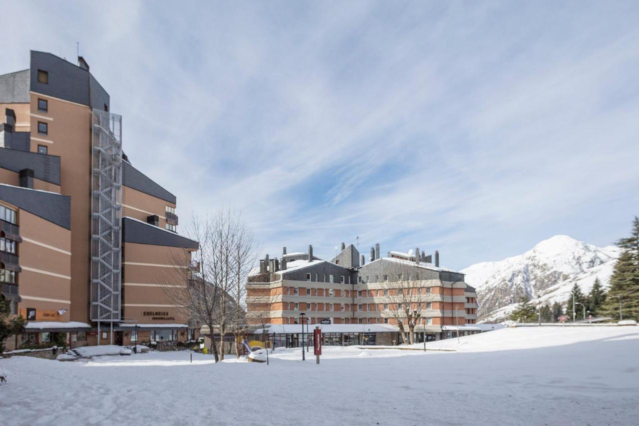 Naut AranApartamento Renovado Baqueira 1500アパートメント エクステリア 写真